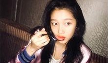 娱乐圈吃瓜爆料关晓彤微博,吃瓜群众纷纷热议